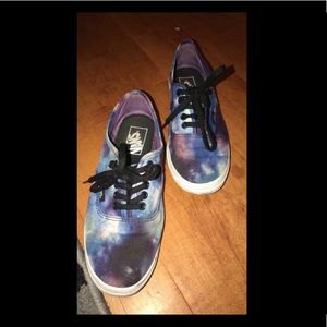 Galaxy low top vans